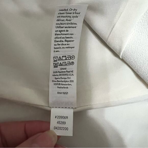 SPANX Carefree Crepe Wrap Blazer Size Medium - Picture 15 of 15